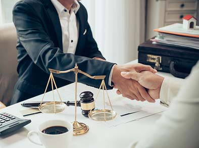 الدورات التدريبية في الدورات التدريبية في القانون والقضاء